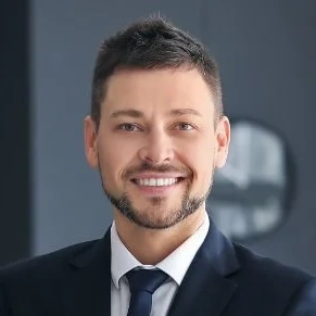 Dr. Ricardo Almeida
